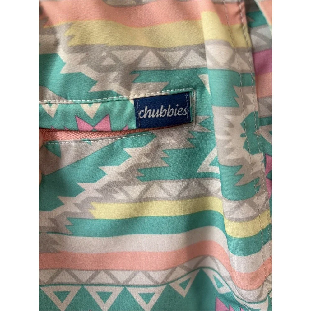 Chubbies The En Fuegos 5.5” Inseam Stretch (Zipper Pocket) Trunks Men's 2XL